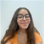 Profesora de repaso para alumnos de educación primaria.